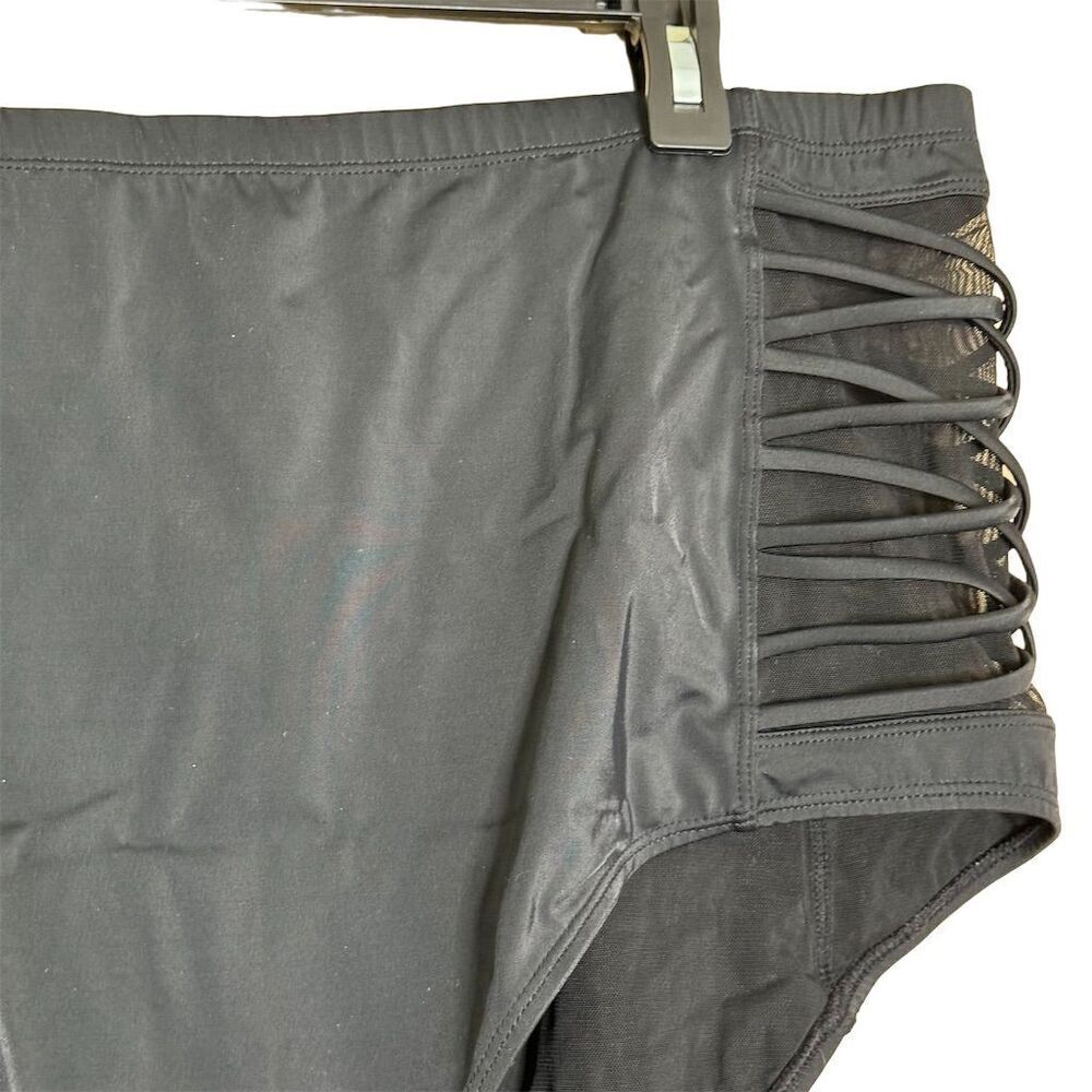 Torrid Women's High Waisted Strappy Bikini Bottom Black Size 3X - Picture 3 of 10